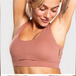 Whitney Simmons x Gymshark V2 Sports Bra
